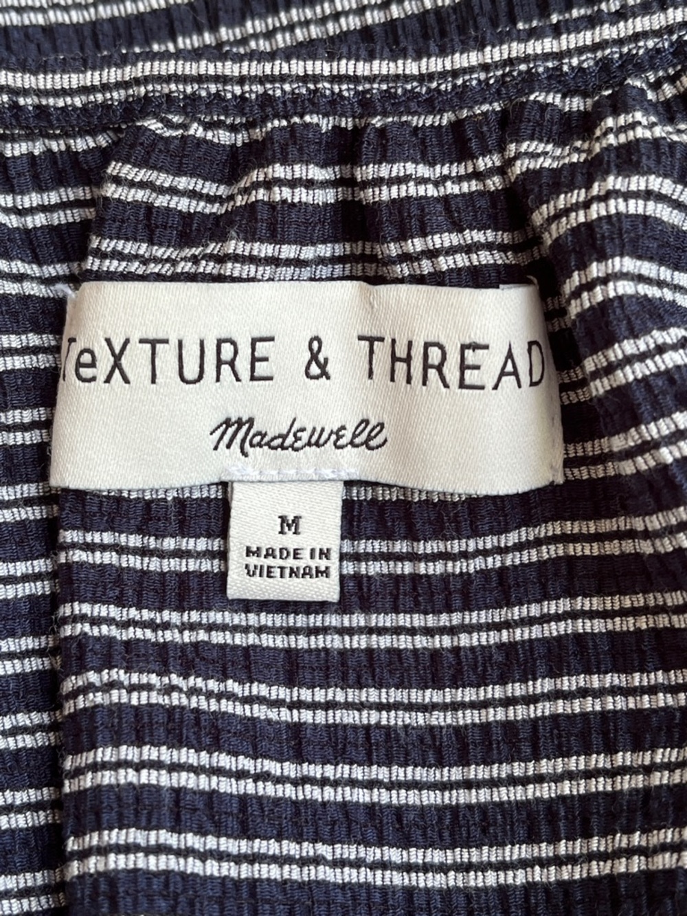 Madewell Texture & Thread Striped Peasant Top in Navy & White Sz M - Picture 9 of 10